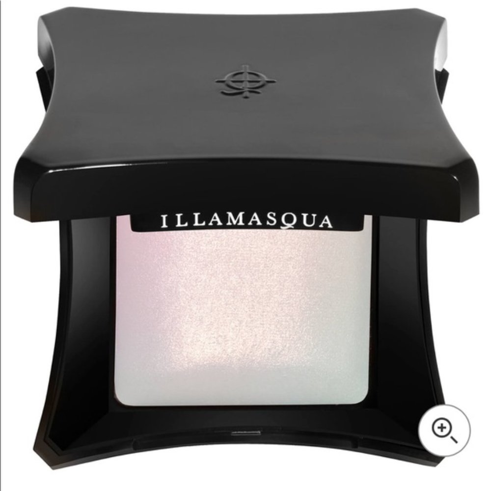 Illamasqua Beyond Powder Highlighter in Daze